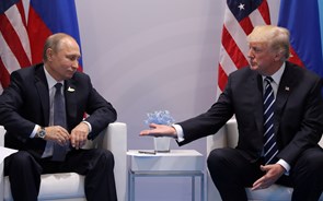 Eleições nos EUA: Putin diz que não interferiu e Trump acredita 