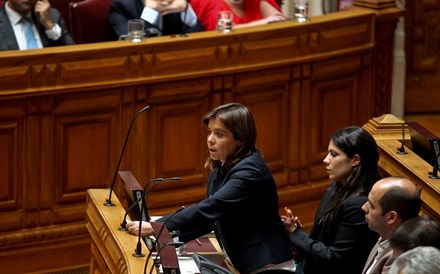 Catarina Martins com 'enorme preocupação' sobre segunda metade da legislatura   