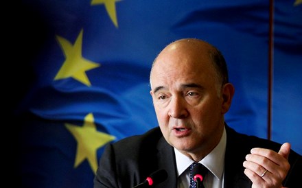Moscovici: “Hoje vai ser um dia histórico para a Grécia e para a Zona Euro”