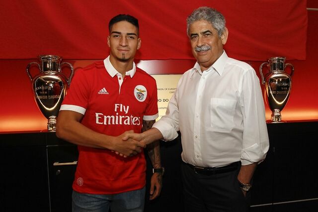 Benfica contrata colombiano Cristián Arango 