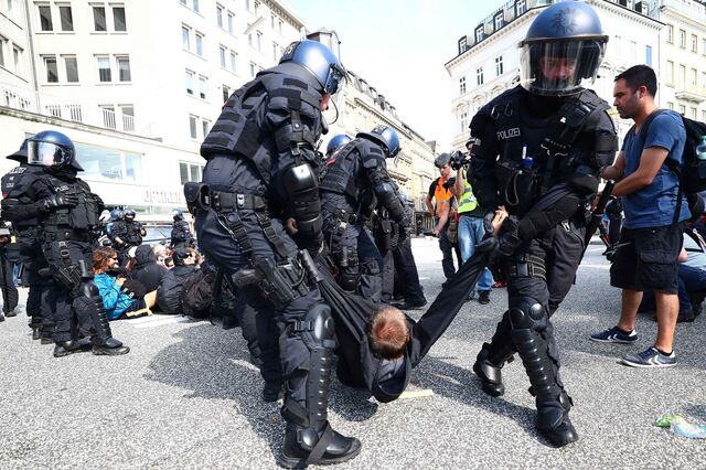 Número de detidos nos confrontos da cimeira do G20 sobe para 143