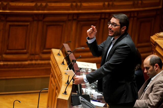 PCP garante apoio extraordinário a desempregados de longa duração