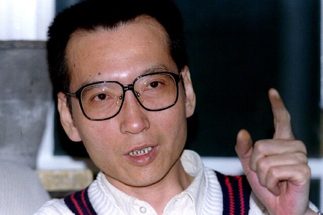 Morreu o dissidente chinês e Nobel da Paz Liu Xiaobo