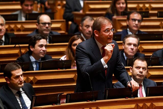 Passos destaca revisão em alta do crescimento de 2015 