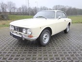 1974 ALFA ROMEO 1300 GT - Estimativa entre 16.000 e 20.000 euros