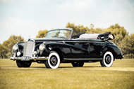 1954 Mercedes-Benz 300 Adenauer Cabriolet - Estimativa entre 325.000 e 375.000 libras.