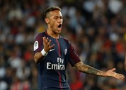 1-   Neymar: Do Barcelona para o Paris Saint-Germain por 222 milhões de euros 