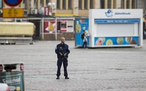 Seis feridos e dois mortos em ataque com arma branca na Finlândia