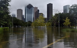 Furacão Harvey deverá custar à indústria de resseguro mais de 20 mil milhões de euros