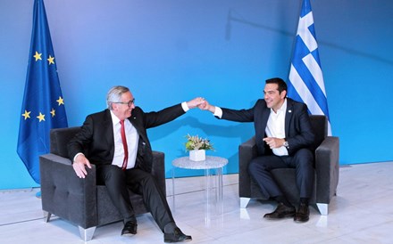 Grécia vai vender imobiliário penhorado para libertar tranche aprovada pelo Eurogrupo