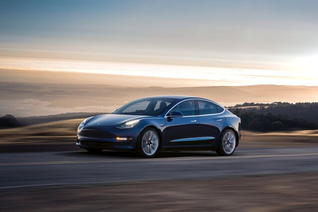Primeiros Tesla Model 3 chegam a Portugal este mês