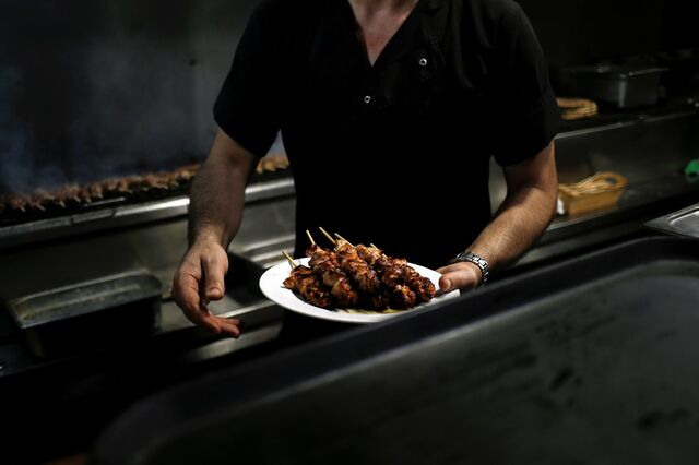 Hotéis e restaurantes querem corte de impostos no Orçamento do Estado
