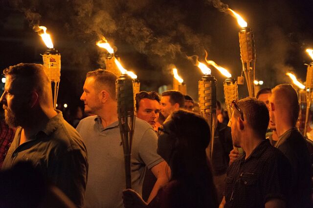 Supremacistas brancos afirmam que manifestação na Virgínia foi impulso na sua agenda
