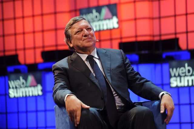 Durão Barroso: A vacinação 'não é uma competição ou um concurso de beleza entre países'