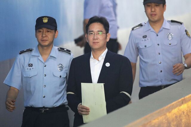 Herdeiro da Samsung libertado após suspensão da sentença