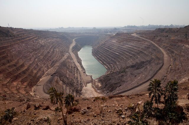Mais de 1,5 mil milhões de dólares em cobre e cobalto presos no Congo