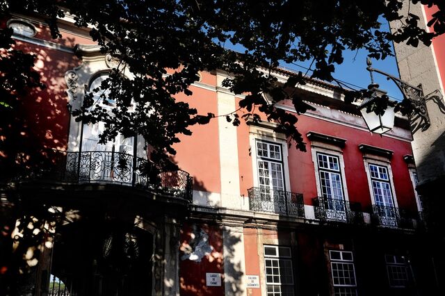 Palácio no Largo do Carmo vai ser Pousada de Portugal