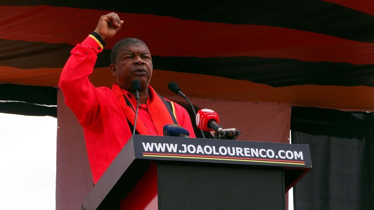 Presidente Angolano Nomeia 50 Secretários De Estado Em Governo Com 30 