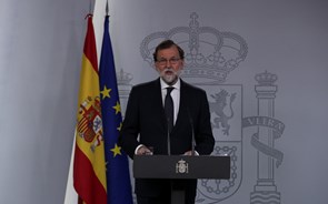 Rajoy: Acções de Madrid não são antidemocráticas, o referendo é que é