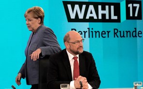 Conservadores optimistas sobre acordo. SPD mais dividido sobre 'GroKo'