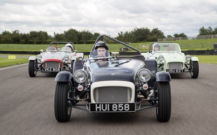 Caterham assinala 60 anos com o desportivo Seven SuperSprint