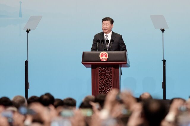 Presidente chinês pede redistribuição da riqueza e regulação dos altos vencimentos
