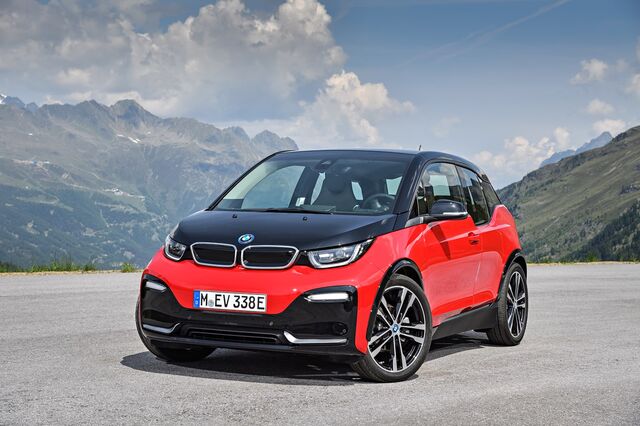 Grupo BMW vendeu mais de 140 mil automóveis elétricos e híbridos em 2018