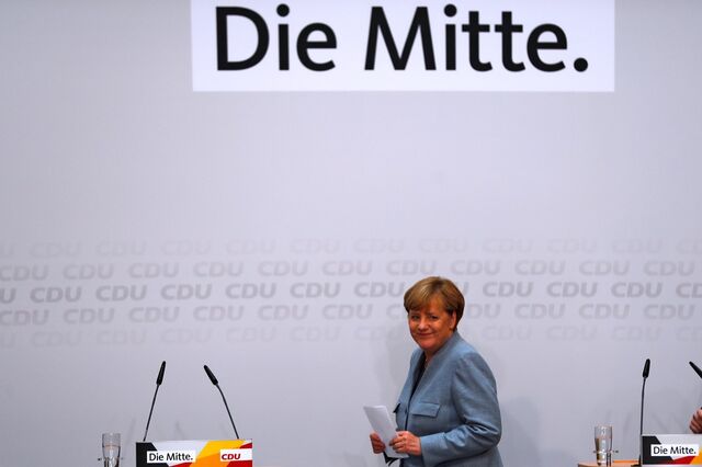 Merkel chega a acordo sobre refugiados com parceiros da CSU