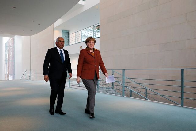Eleições alemãs travam debate europeu sobre dívida 