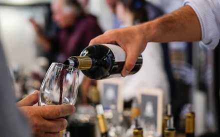 Um vinho português entre as 12 pechinchas de 2017
