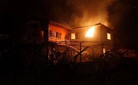 Incêndios provocam 36 mortos. António Costa pede 'consenso' para reforma da floresta
