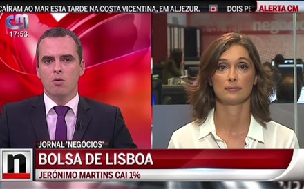 Bolsa desce e contraria resto da Europa