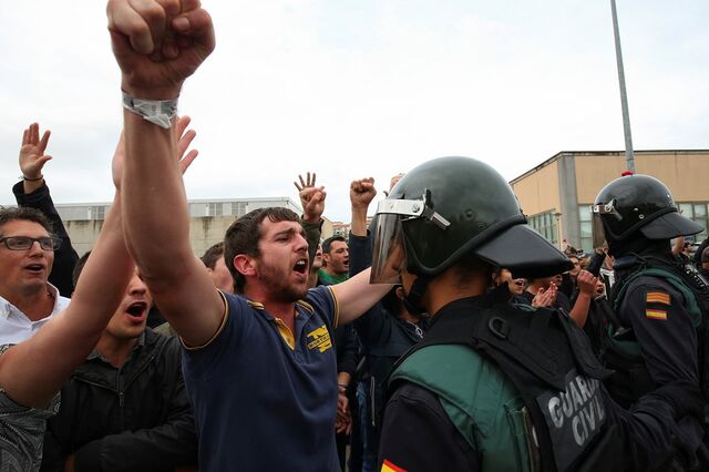 Catalunha: Detidos os líderes das duas principais associações independentistas