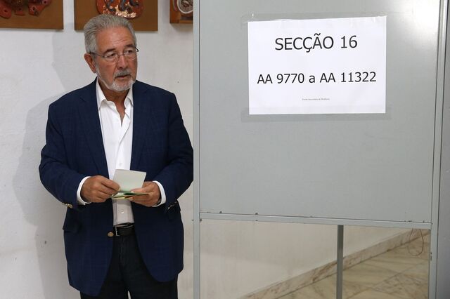 Isaltino conquista maioria absoluta