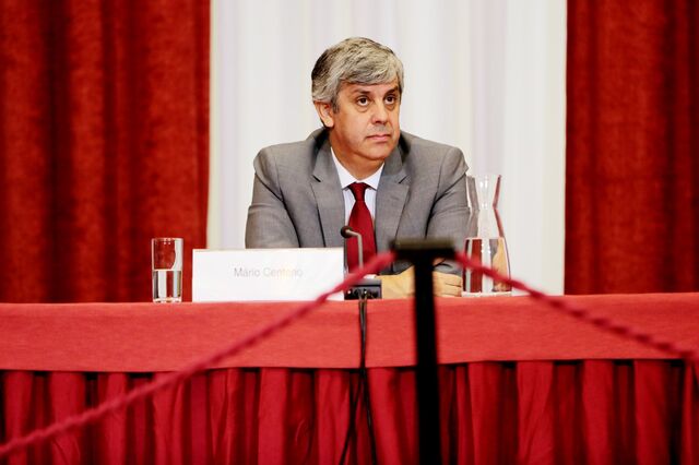 Dívida pública nos 250 mil milhões. Isso importa?