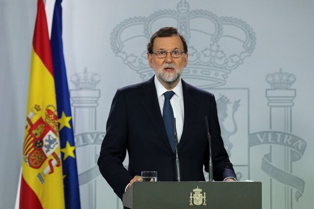 Rajoy pede ao Senado destituição de Puigdemont e eleições na Catalunha