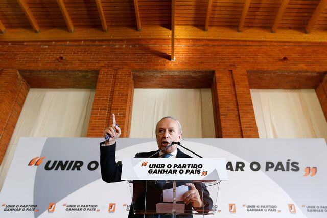 Santana pede desculpa por episódios do seu Governo mas recusa ter falhado no essencial