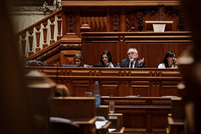Sondagem: indemnizações são a solução preferida para contratos a prazo