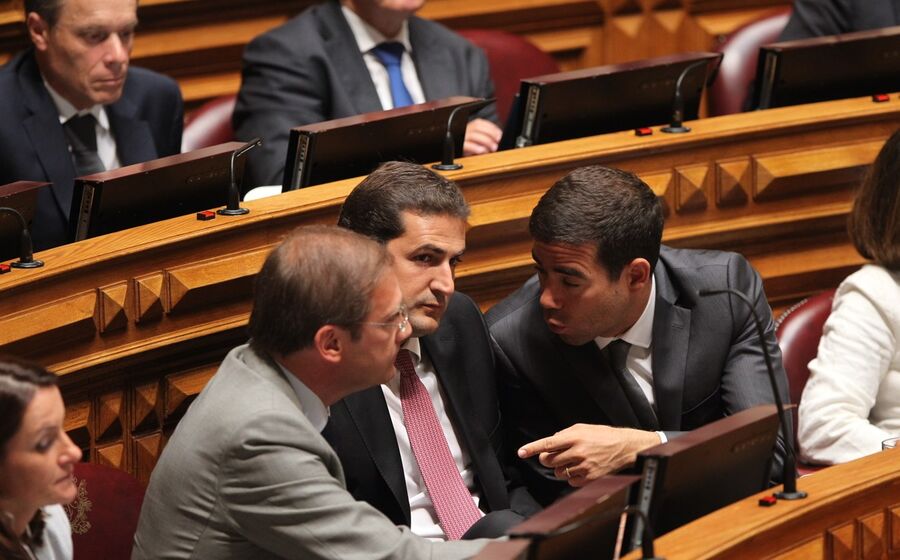 passos hugo soares debate parlamento