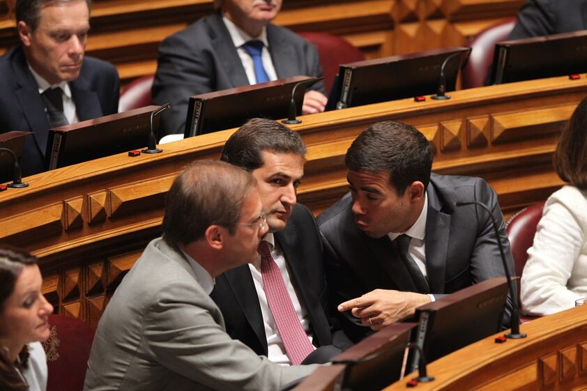 passos hugo soares debate parlamento