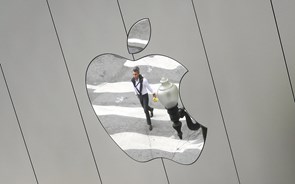 Apple paga 31 mil milhões para repatriar para os EUA ganhos obtidos no estrangeiro