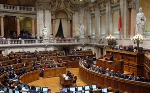 Parlamento recomenda ao Governo que apresente verbas da descentralização até Fevereiro