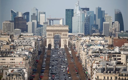 Acordo sobre teletrabalho em França fechado em julho