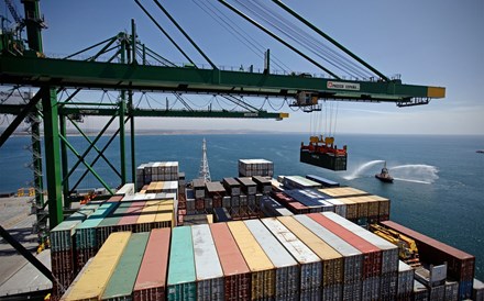 Um terço do comércio da UE é feito com os Estados Unidos e a China