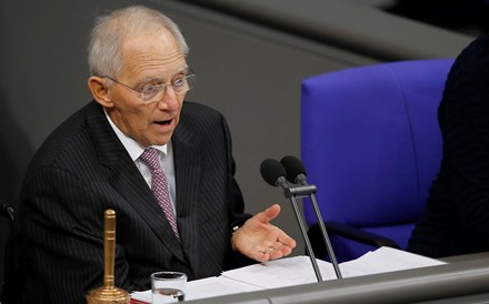 Schäuble proíbe tweets nas sessões plenárias do Bundestag