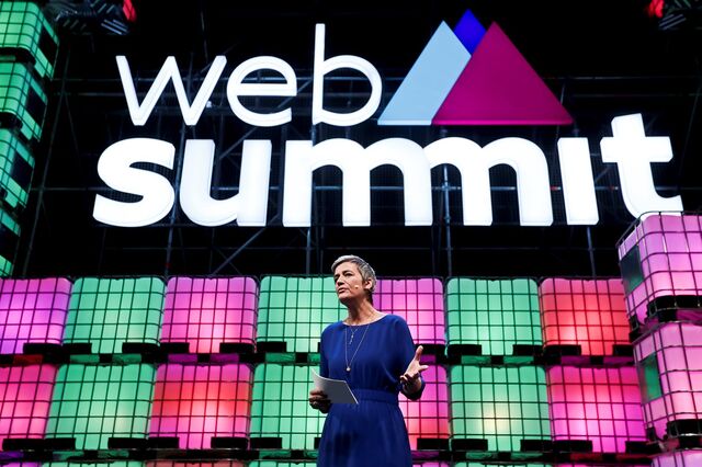 No grande pitch do Web Summit disputam-se contactos e milhões