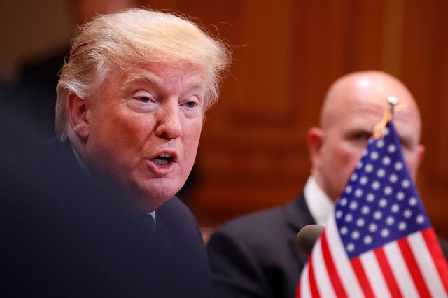 Trump culpa democratas pelas quedas em Wall Street