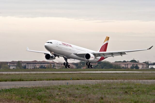 Iberia volta a dar asas ao Algarve e Madeira