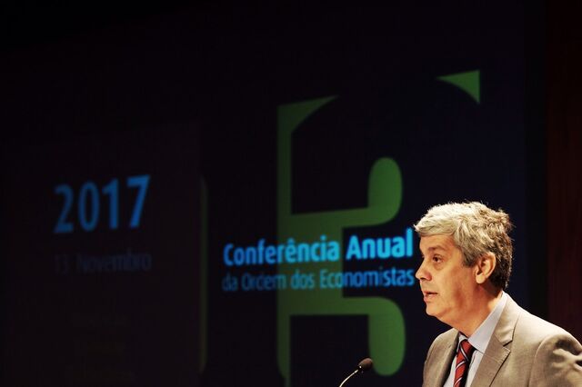 Centeno diz que aliviou 2,8 mil milhões de euros de IRS às famílias