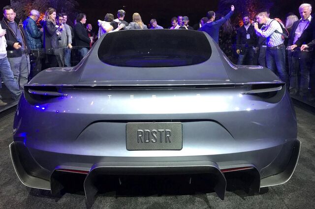 O futuro dos carros está a arrancar. E a Tesla não está bem posicionada 